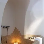 Hotell Aliko Luxury