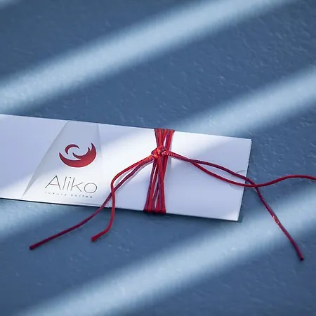 Aliko Luxury Imerovigli (Santorini)